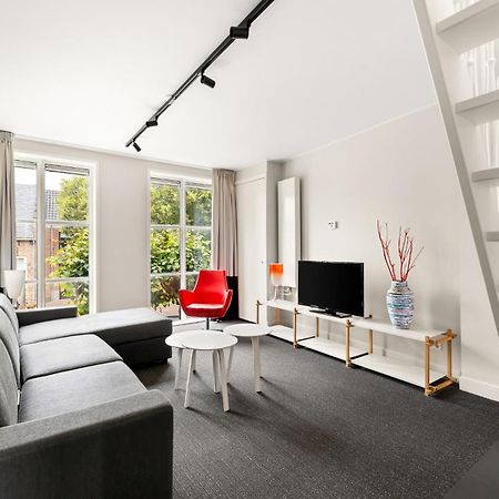 Zeayou Zeeland - Appartementen Markt 4 & 4A Domburg Bagian luar foto