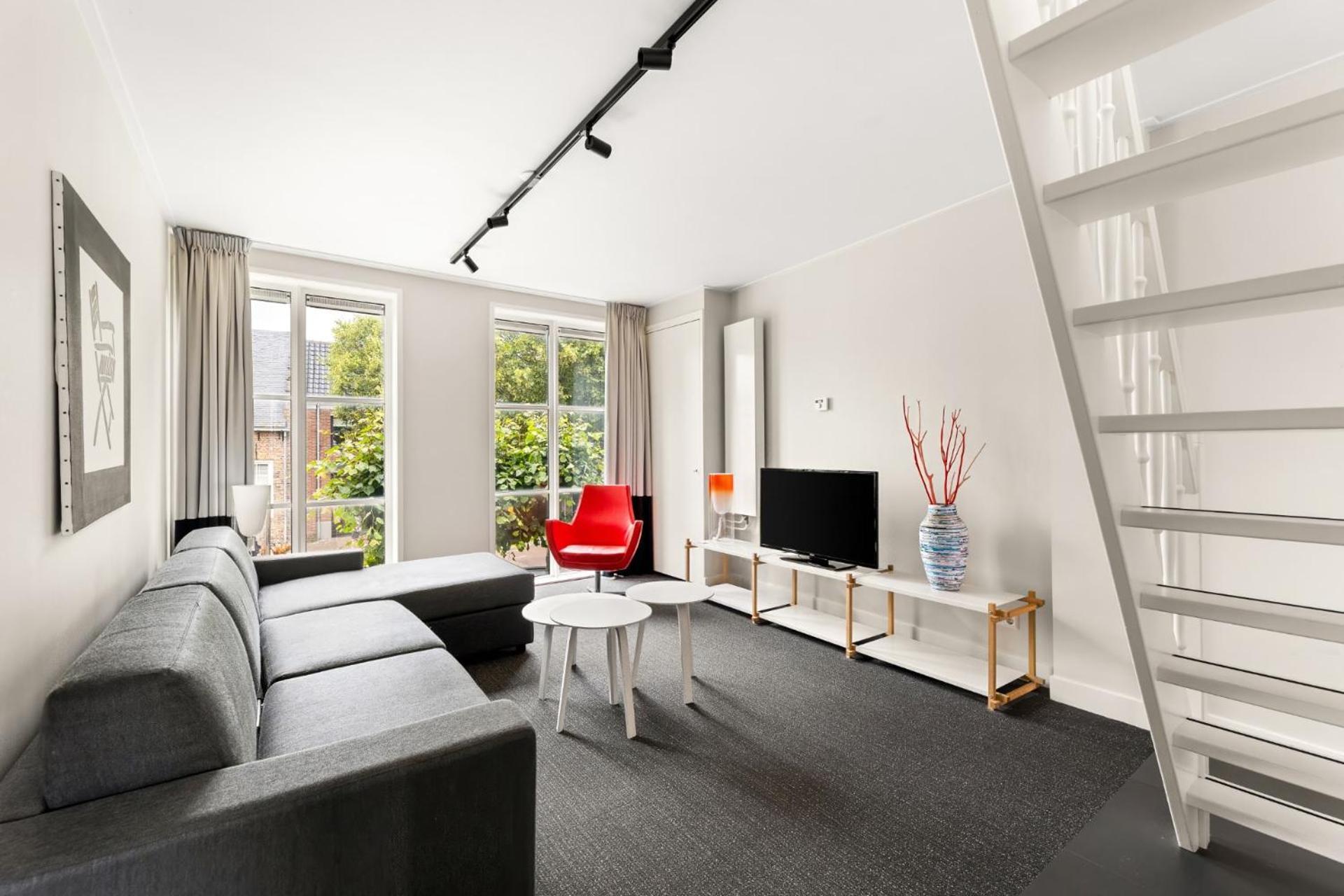 Zeayou Zeeland - Appartementen Markt 4 & 4A Domburg Bagian luar foto